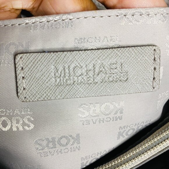 Michael Kors Jet Set Gray Saffiano Leather Tote Double Handle Traveler Bag - Picture 13 of 14